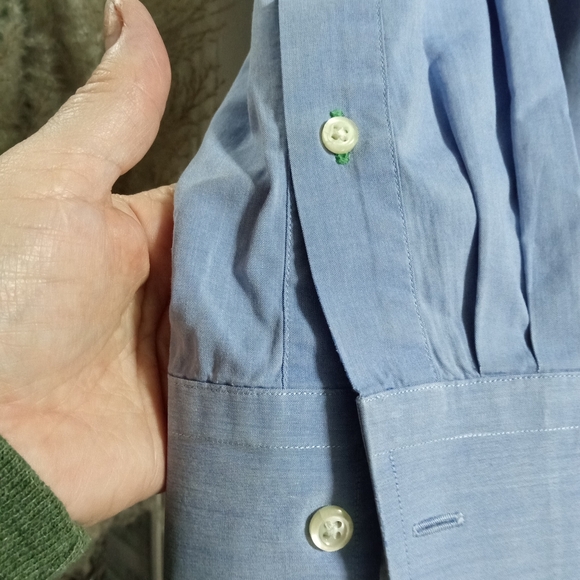 Men's Tommy Hilfiger Summer Chambray Exclusive to Dillard's dress shirt.16 1/2 - Picture 6 of 7